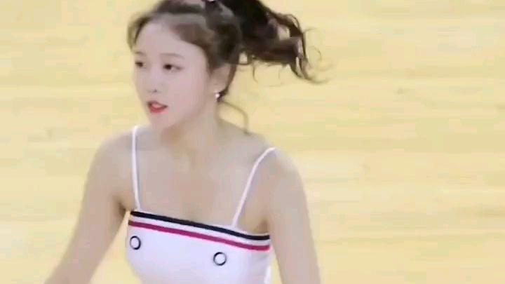 气质拉拉队美女